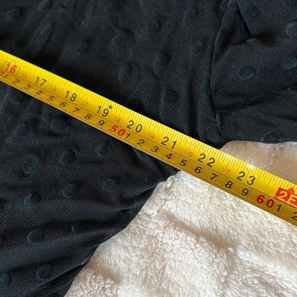 Chic Black Women's turtleneck - Picture 13 of 13